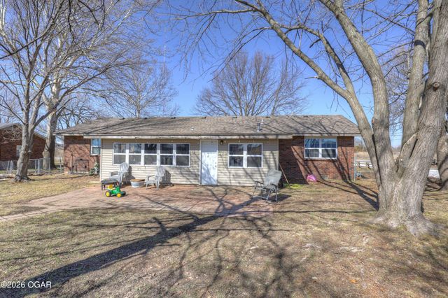 3224 W Junge Boulevard, Joplin, MO 64801