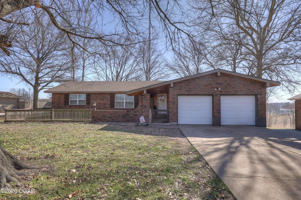 3224 W Junge Boulevard, Joplin, MO 64801