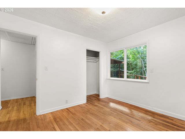 7575 Sw GREENWOOD Dr, Portland, OR 97223