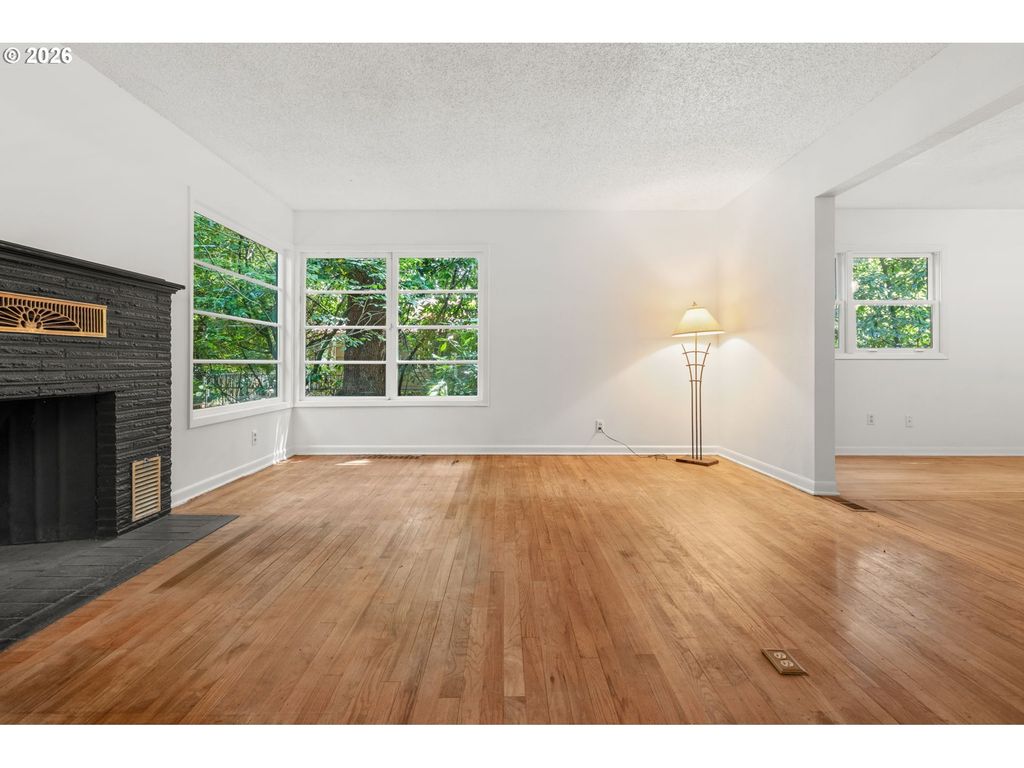 7575 Sw GREENWOOD Dr, Portland, OR 97223 — photo 5