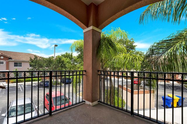 3790 N Jog Road 201, West Palm Beach, FL 33411