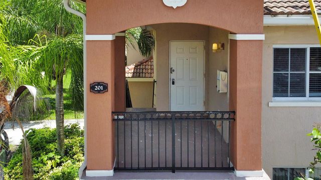 3790 N Jog Road 201, West Palm Beach, FL 33411