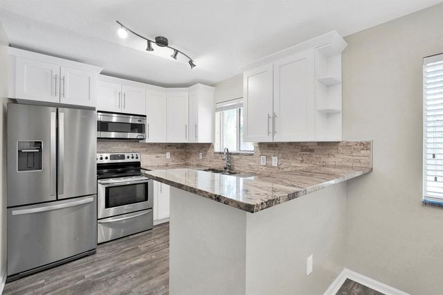 3790 N Jog Road 201, West Palm Beach, FL 33411