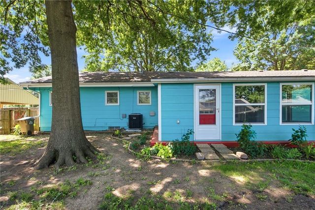 413 Sagebrush Lane, Belton, MO 64012