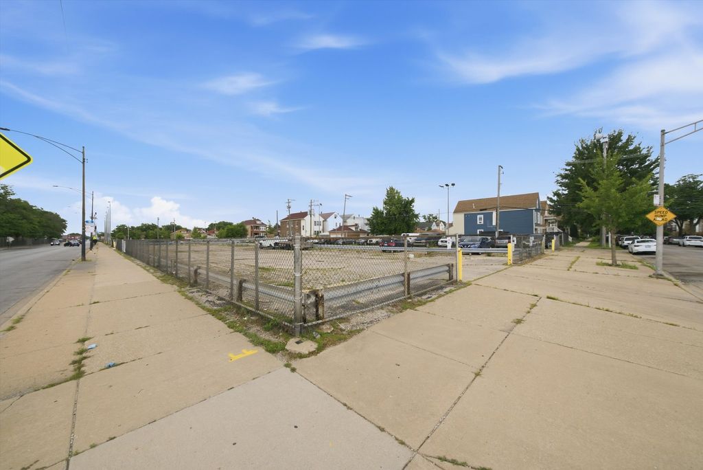 5100 S Sacramento Avenue, Chicago, IL 60632 — photo 5