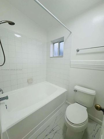 20874 NW 2nd St, Pembroke Pines, FL 33029