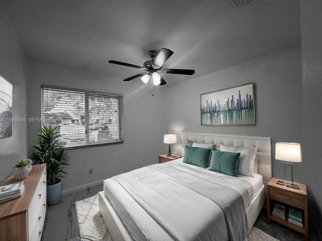 20874 NW 2nd St, Pembroke Pines, FL 33029