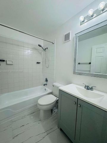 20874 NW 2nd St, Pembroke Pines, FL 33029