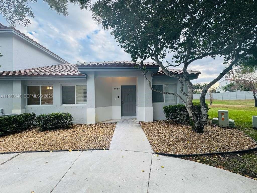20874 NW 2nd St, Pembroke Pines, FL 33029