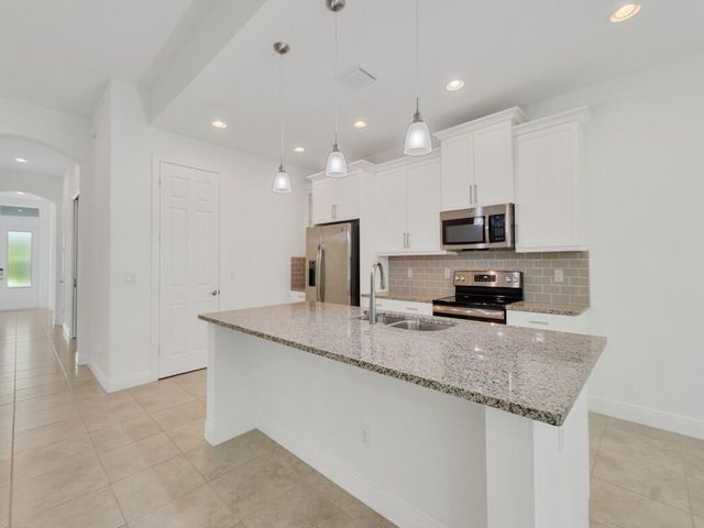 6087 Scott Story Way, Vero Beach, FL 32967