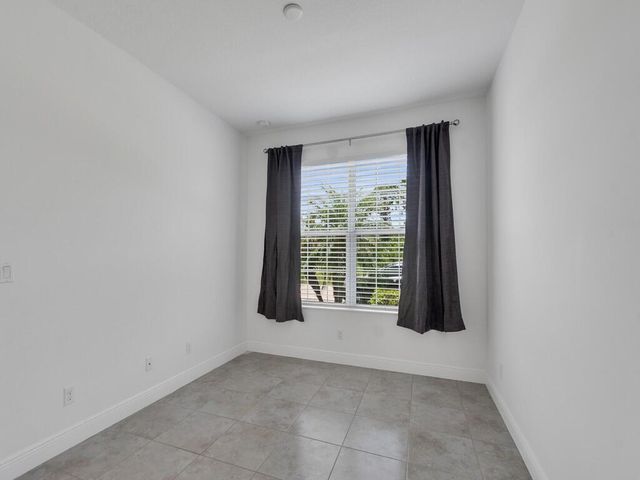 6087 Scott Story Way, Vero Beach, FL 32967