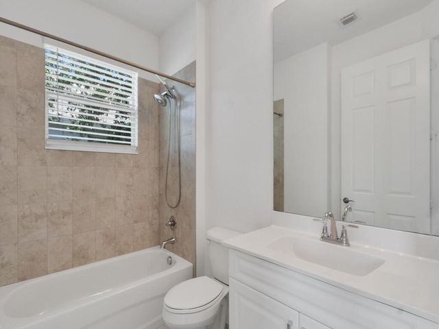 6087 Scott Story Way, Vero Beach, FL 32967