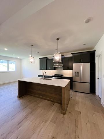 808 NAPA CT, Columbia, MO 65203