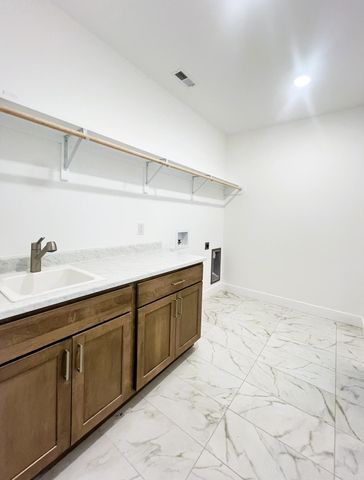 808 NAPA CT, Columbia, MO 65203