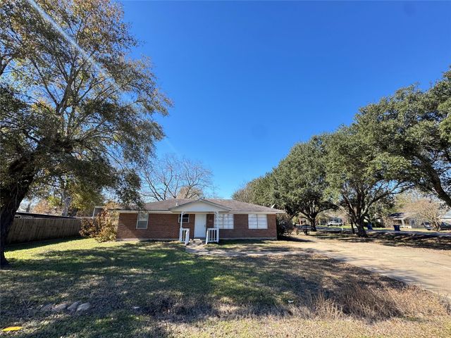 2205 Farr, Waller, TX 77484