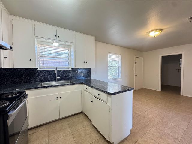 2205 Farr, Waller, TX 77484