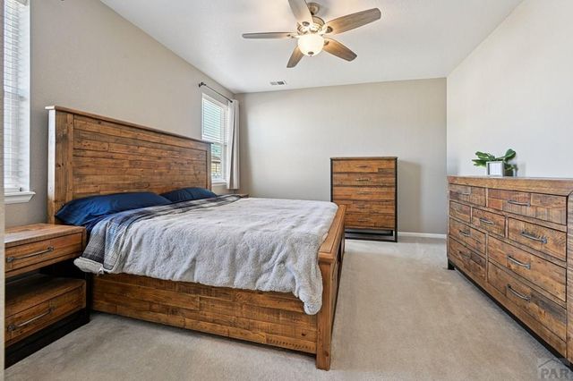 2215 Cliffmoor Ln, Pueblo, CO 81008