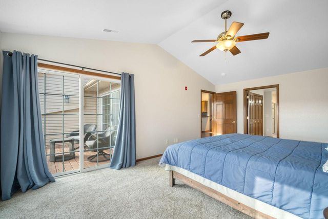 17795 W Jacobs DRIVE, New Berlin, WI 53146