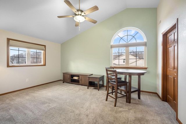 17795 W Jacobs DRIVE, New Berlin, WI 53146