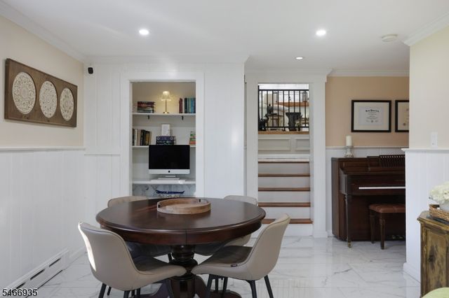 62 Guinard Dr, Watchung Boro, NJ 07069