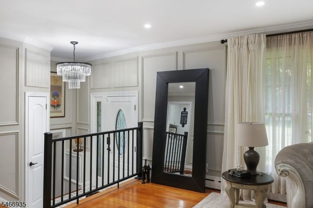 62 Guinard Dr, Watchung Boro, NJ 07069
