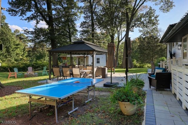 62 Guinard Dr, Watchung Boro, NJ 07069