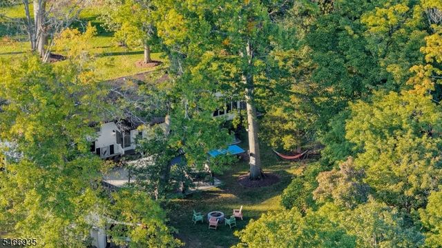 62 Guinard Dr, Watchung Boro, NJ 07069