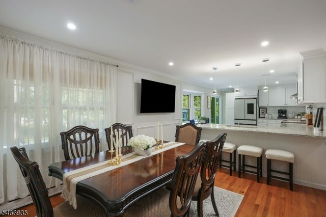 62 Guinard Dr, Watchung Boro, NJ 07069