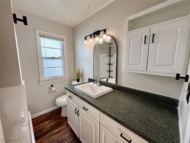 1807 E 294th Street, Wickliffe, OH 44092