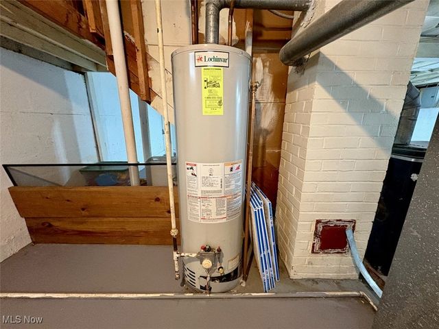 1807 E 294th Street, Wickliffe, OH 44092