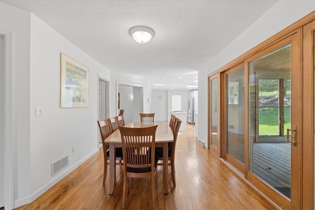 210 Reichold Rd, Mccandless, PA 15090