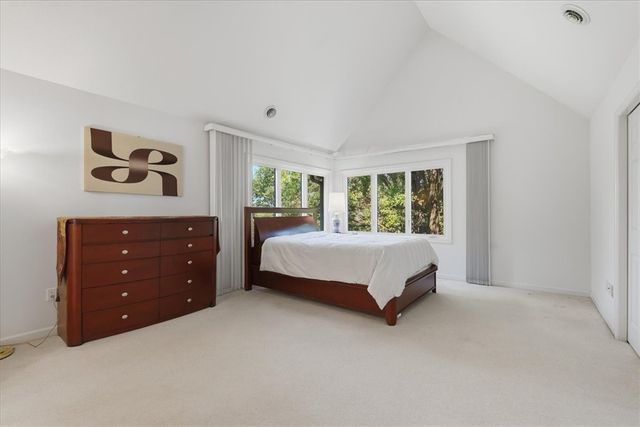 210 Reichold Rd, Mccandless, PA 15090