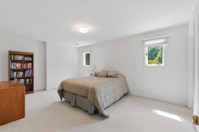 210 Reichold Rd, Mccandless, PA 15090