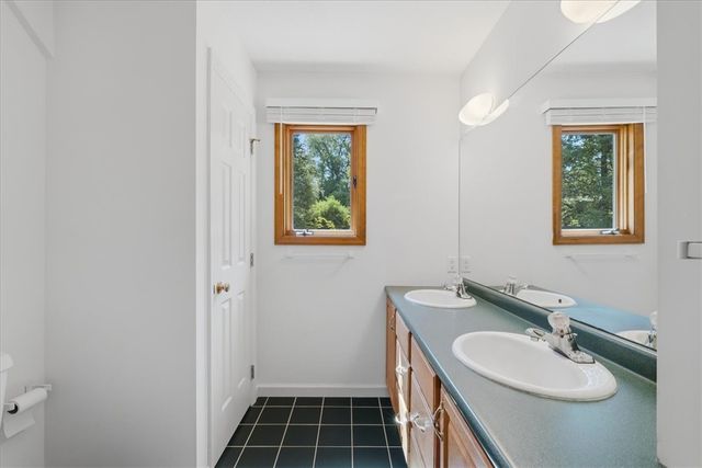 210 Reichold Rd, Mccandless, PA 15090