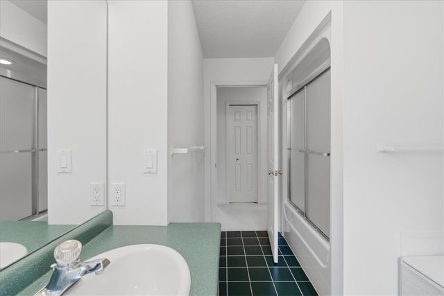 210 Reichold Rd, Mccandless, PA 15090