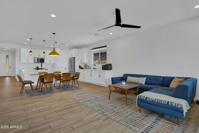 10118 E Revolution Drive, Mesa, AZ 85212