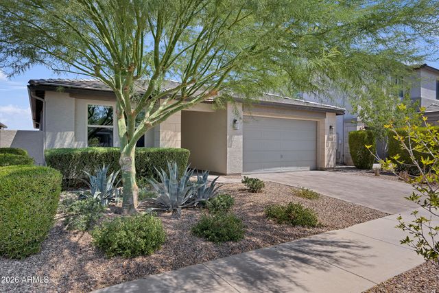 10118 E Revolution Drive, Mesa, AZ 85212