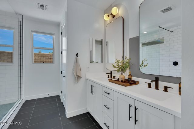 10118 E Revolution Drive, Mesa, AZ 85212