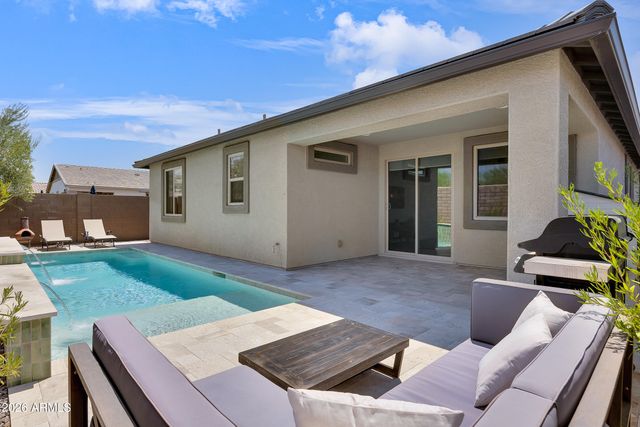 10118 E Revolution Drive, Mesa, AZ 85212