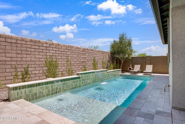 10118 E Revolution Drive, Mesa, AZ 85212