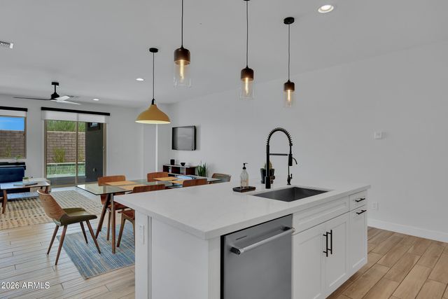 10118 E Revolution Drive, Mesa, AZ 85212