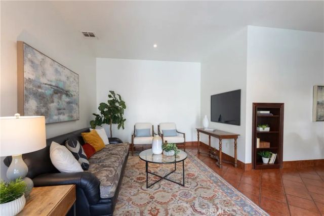 3638 Lewis, Long Beach, CA 90807