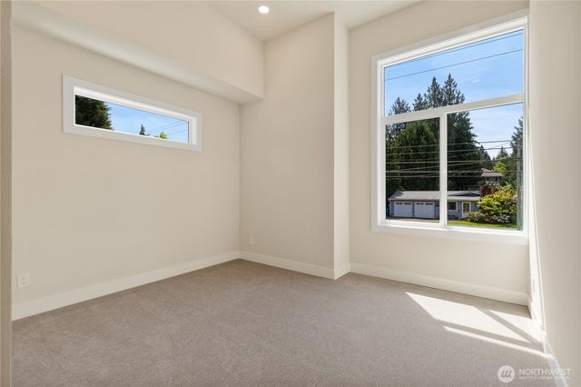 12642 NE 80th Street, Kirkland, WA 98033