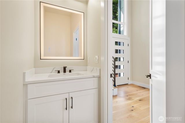 12642 NE 80th Street, Kirkland, WA 98033