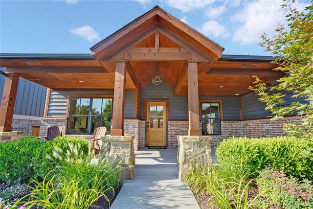 7508 Sunset Sail Avenue, Edmond, OK 73034
