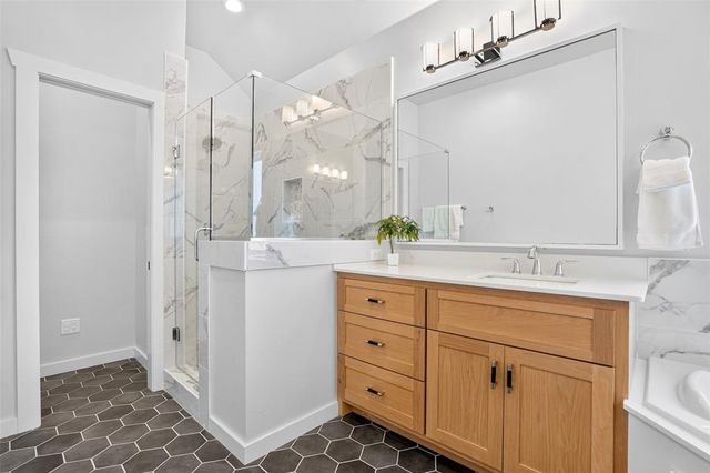 7508 Sunset Sail Avenue, Edmond, OK 73034