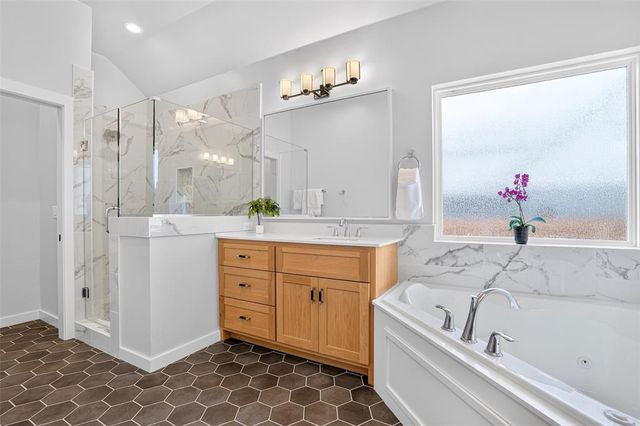 7508 Sunset Sail Avenue, Edmond, OK 73034