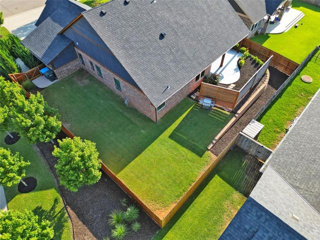 7508 Sunset Sail Avenue, Edmond, OK 73034