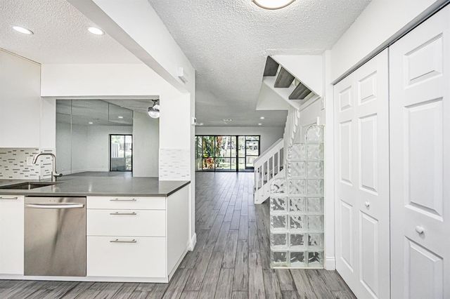 3335 Carambola Circle S, Coconut Creek, FL 33066