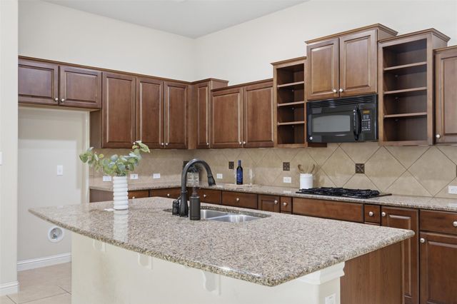 3920 Sapphire LOOP, Round Rock, TX 78681